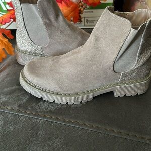 Cute booties